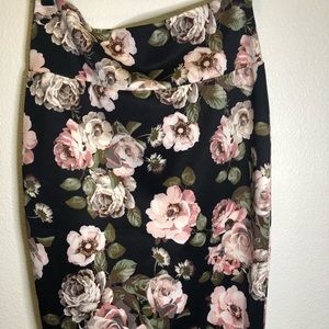 Silhouette Plus Size Black & Pink Flowers Size 1X